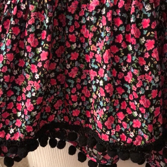 Top - Picture 2 of 4